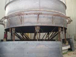 Tank By Jacking Method